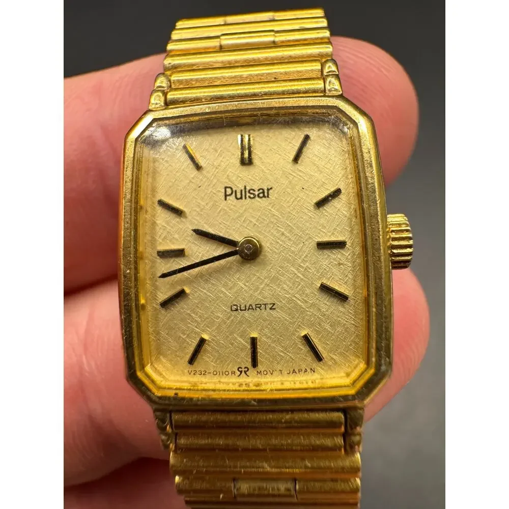 Vintage Pulsar Quartz Tank Watch Women's Gold Tone V232-5060 17mm Bracelet Band